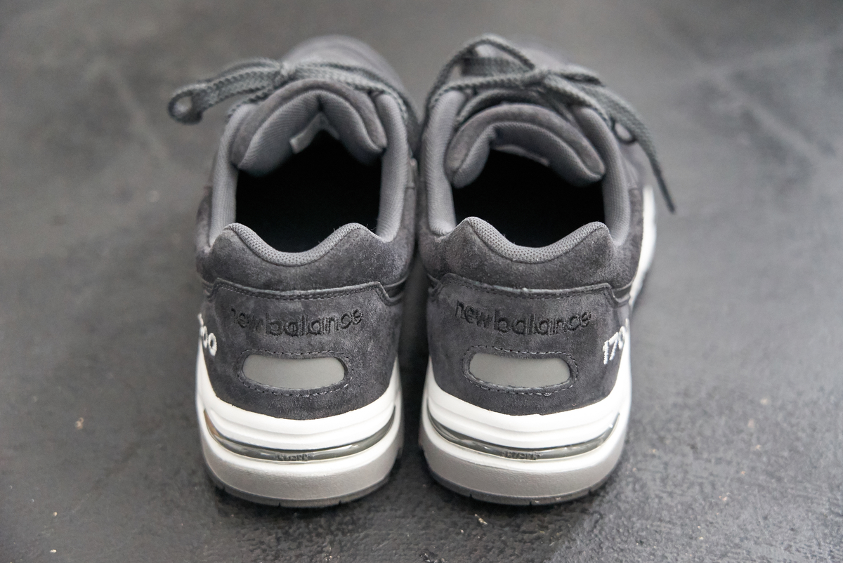 ニューバランス【UA別注／1700】スニーカーを買ってみた - つぐのブログ