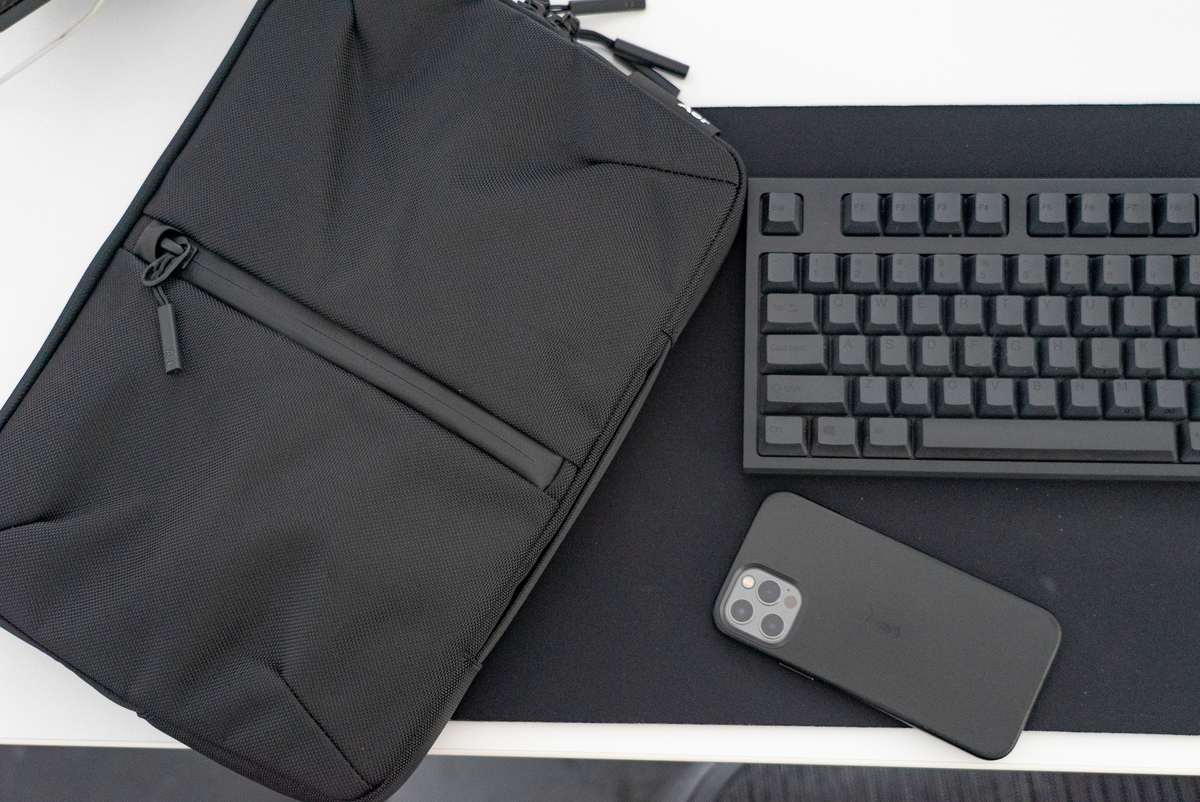 AerのPCインナーケース「テックフォリオ」13インチを買ってみた