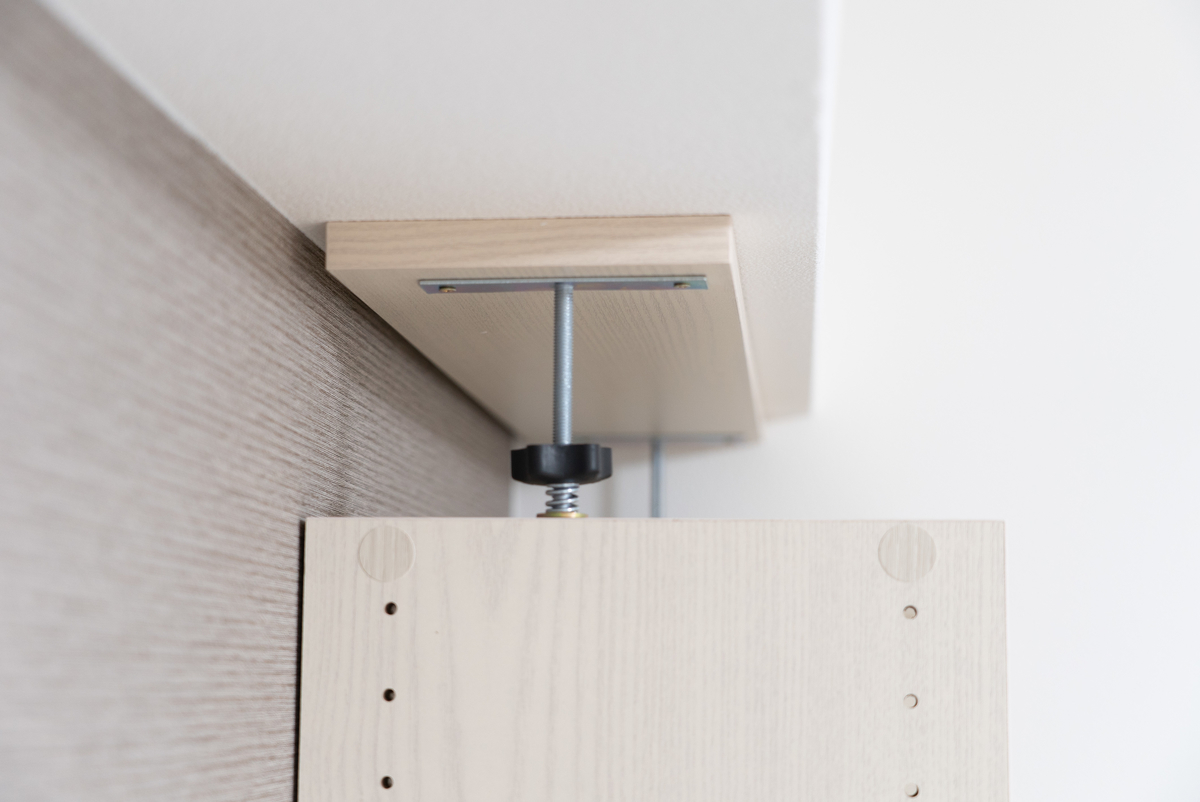 震度7に耐える、山五の突っ張り耐震本棚を買って組み立ててみた - つぐ