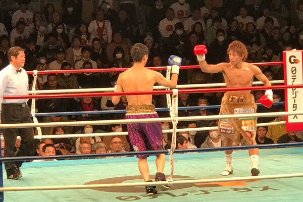 f:id:tukamen:20200208190129j:plain 波田大和選手対石井龍誠選手