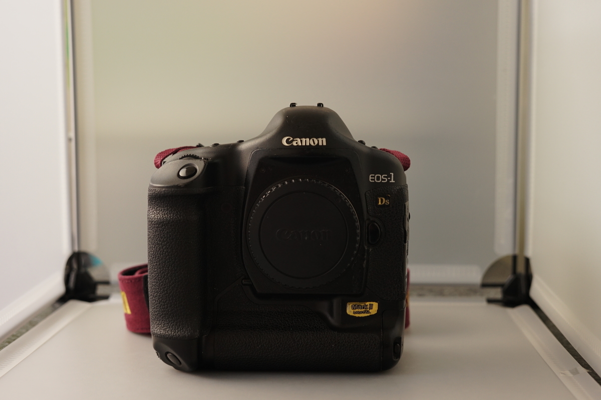 初めてのプロ機Canon EOS1Ds Mark ii レビュー - 怠惰に生きてる記録