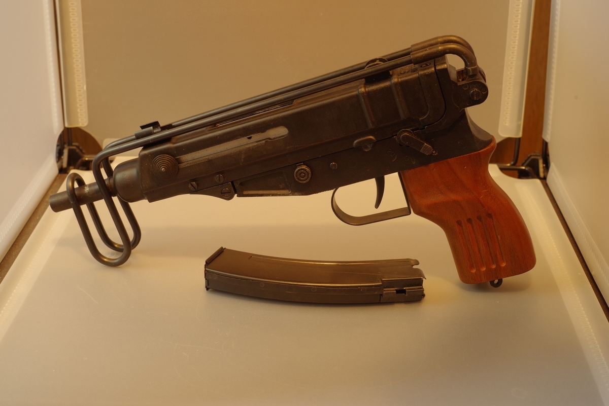 HUDSON Vz61 お気に入りのモデルガン - 怠惰に生きてる記録