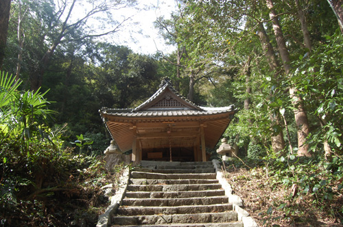 f:id:tukishiro_art_lab:20190707111544j:plain f:id:tukishiro_art_lab:20190707111544j:plain