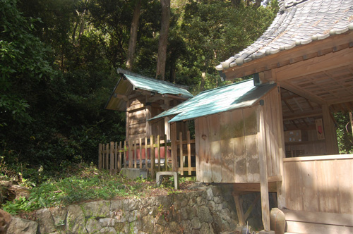 f:id:tukishiro_art_lab:20190707111622j:plain f:id:tukishiro_art_lab:20190707111622j:plain