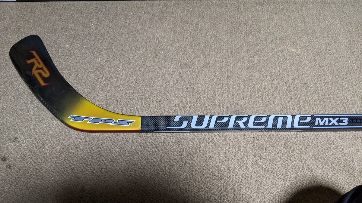 アイスホッケーのスティック、シャフトSUPREME MX3とTPS R2ブレードを安売りで購入！そして入魂しちゃいますよ〜！ とーちゃん