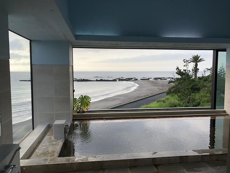 海の見える温泉