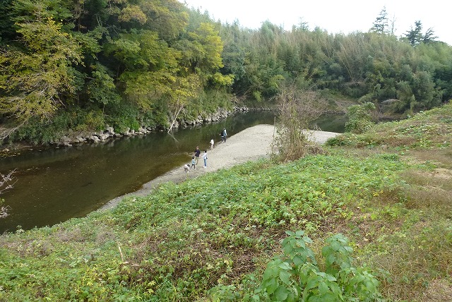 かずさオートキャンプ場　川遊び