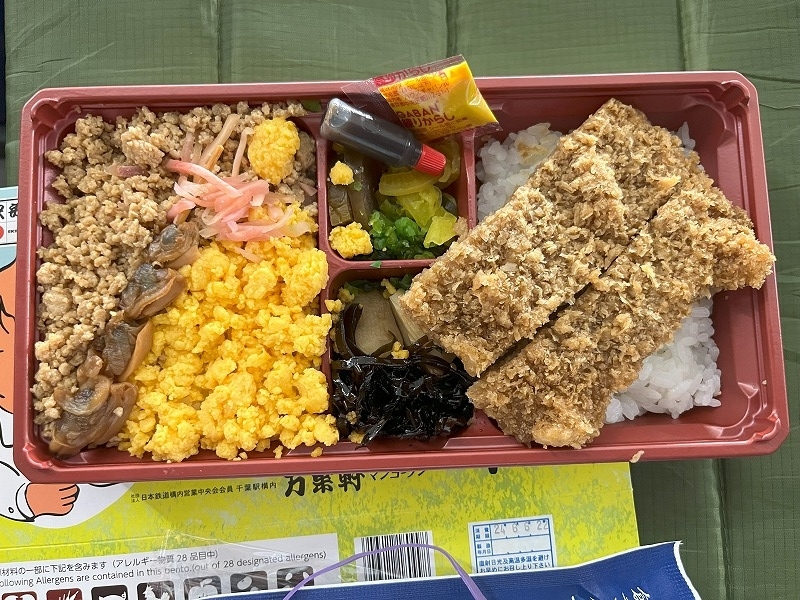 トンかつ菜の花弁当（千葉限定）
