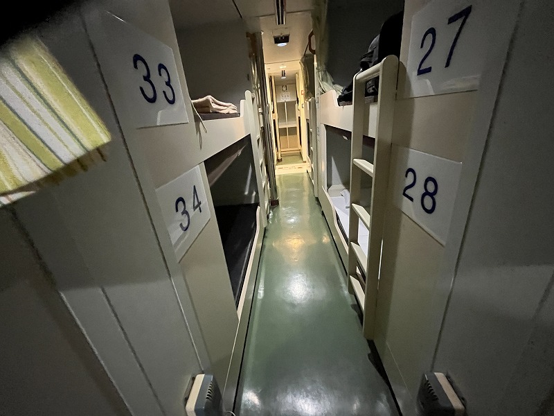定期船 だいとう 寝台室