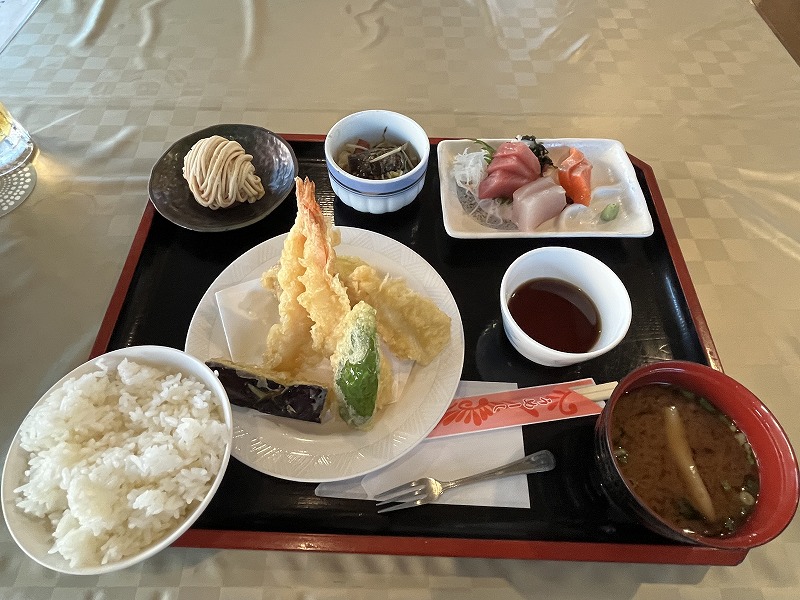 北大東島　レストランハマユウ　定食