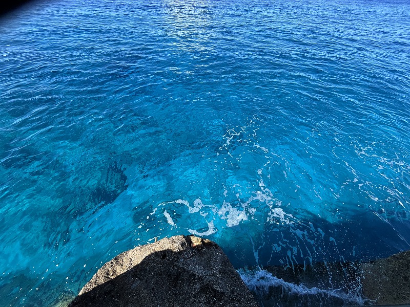 北大東島 江崎港 海の色