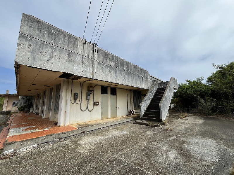 南大東島　ラム酒工場