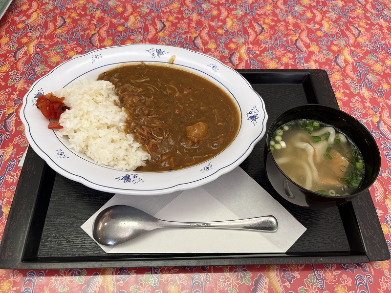 南大東島　いちごいちえ　カレーライス　中盛