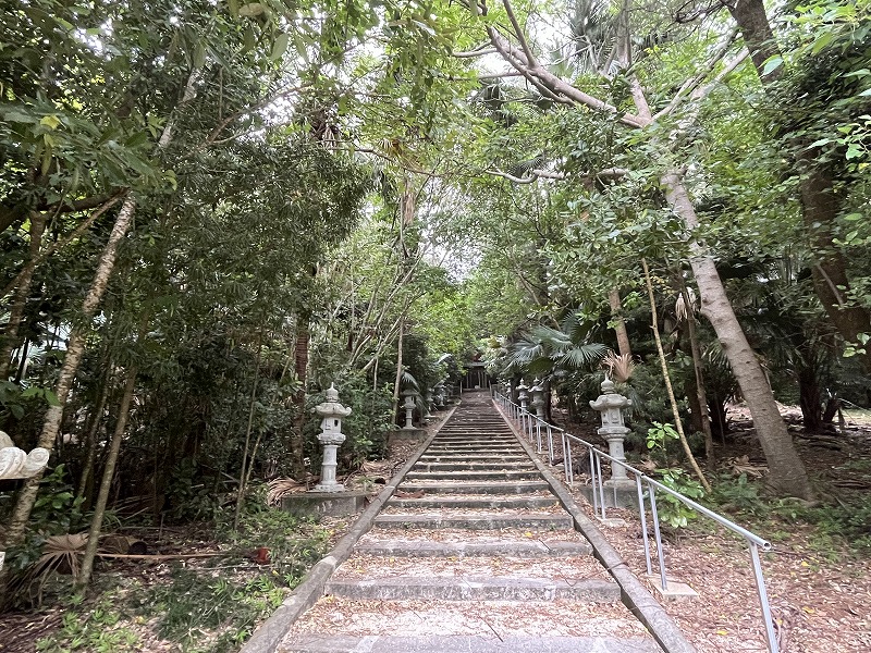 南大東島 大東神社 階段