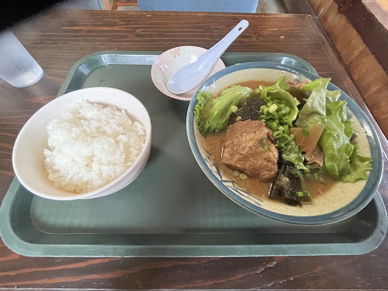 南大東島 光食堂 ランチ ソーキ汁