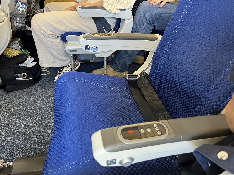 那覇　羽田　ANA　機内