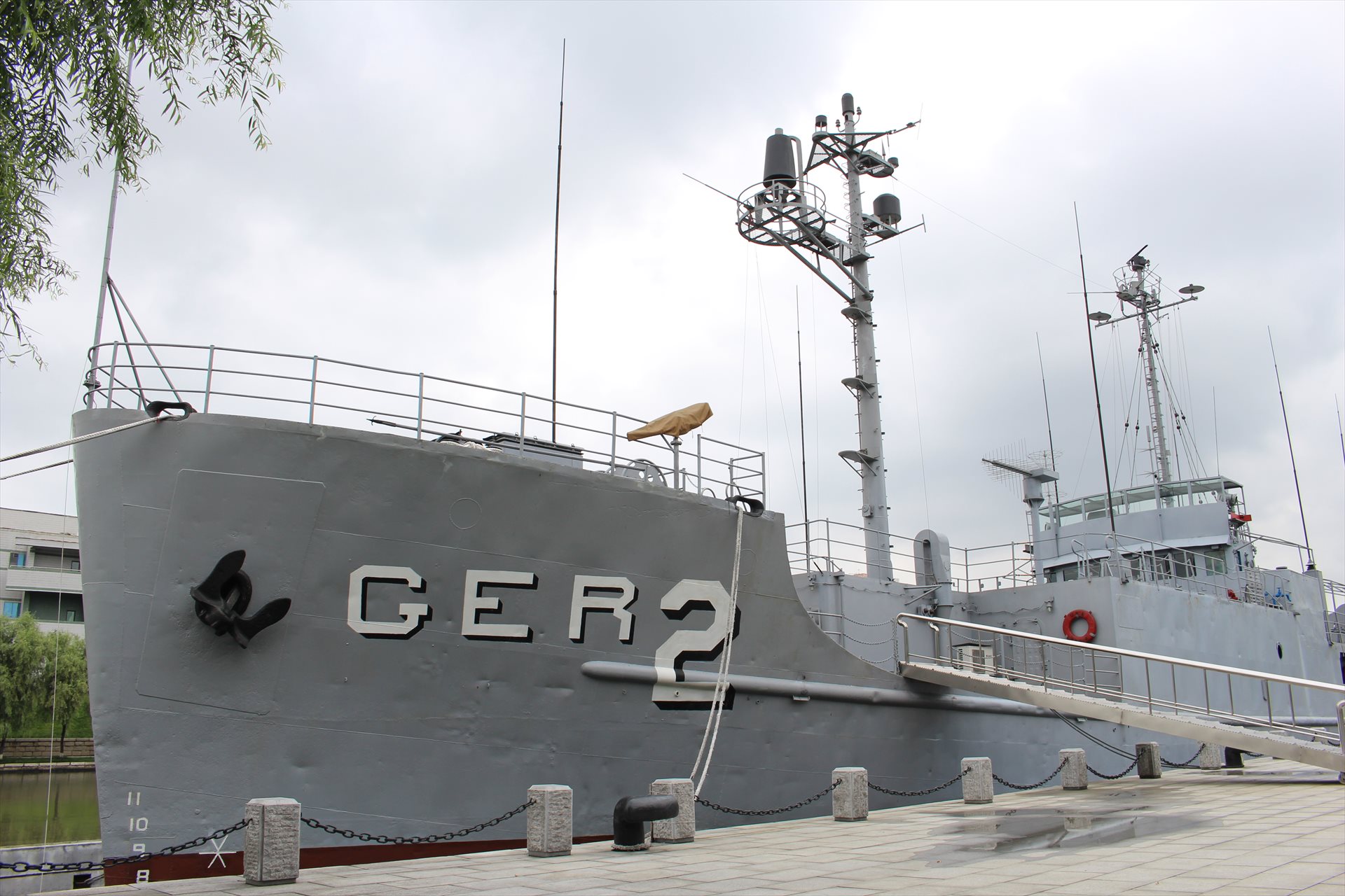 北朝鮮に残されたアメリカの軍艦・プエブロ号を見る 朝鮮平壌南浦巡検