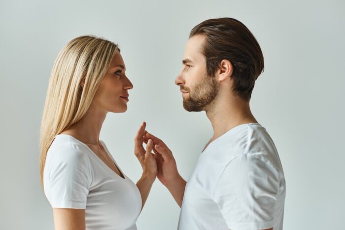 ツインレイは離れようとすると引き寄せる?離れれば離れるほど苦しいって本当?