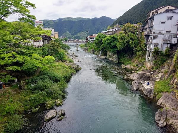 郡上八幡の吉田川