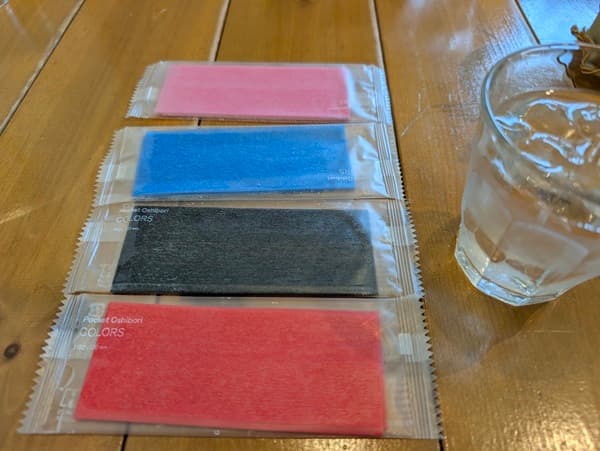 カラフルな手拭き