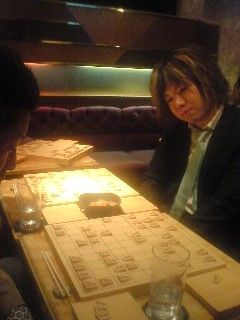 ハッシー現在3局面指し。すごい異空間(笑)