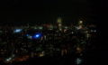 とある場所からの夜景。なんだかわからんけど、真ん中あたりにあるの
