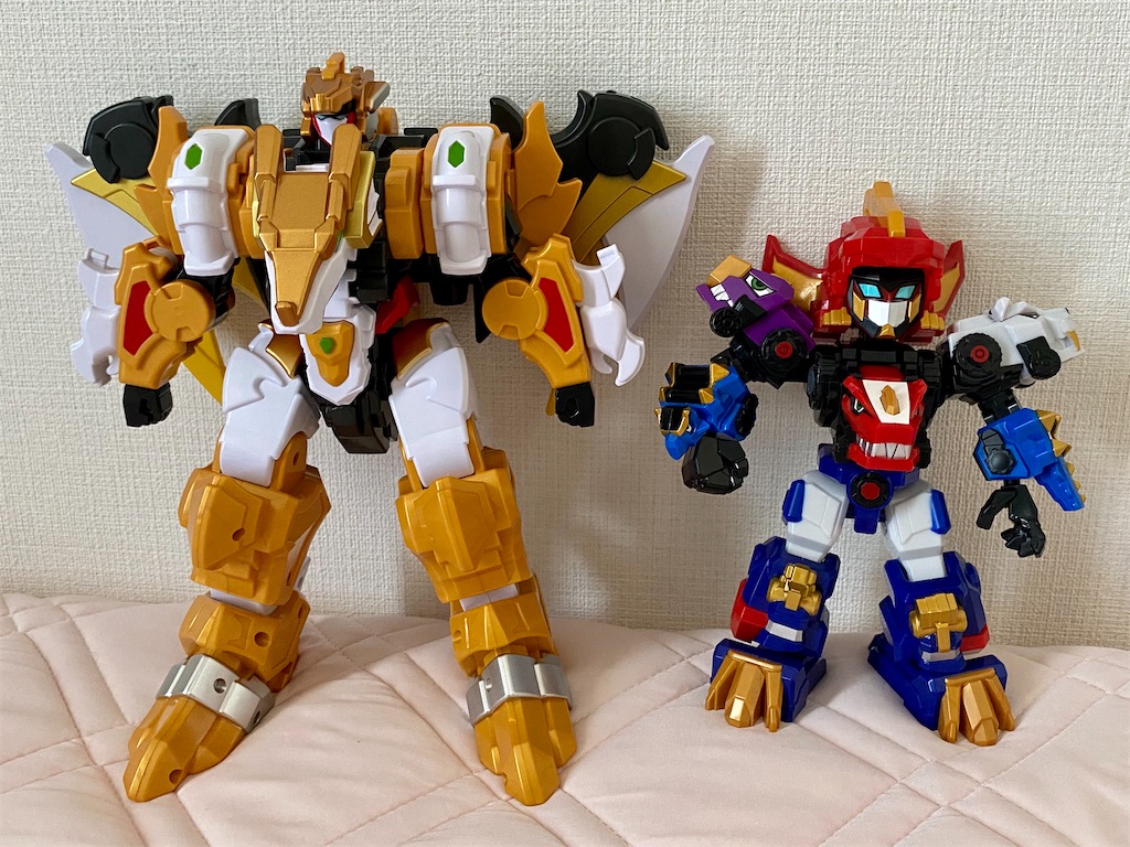 DinoCore(ダイノコア)メガDファイタードラゴン - YATORA TOYS