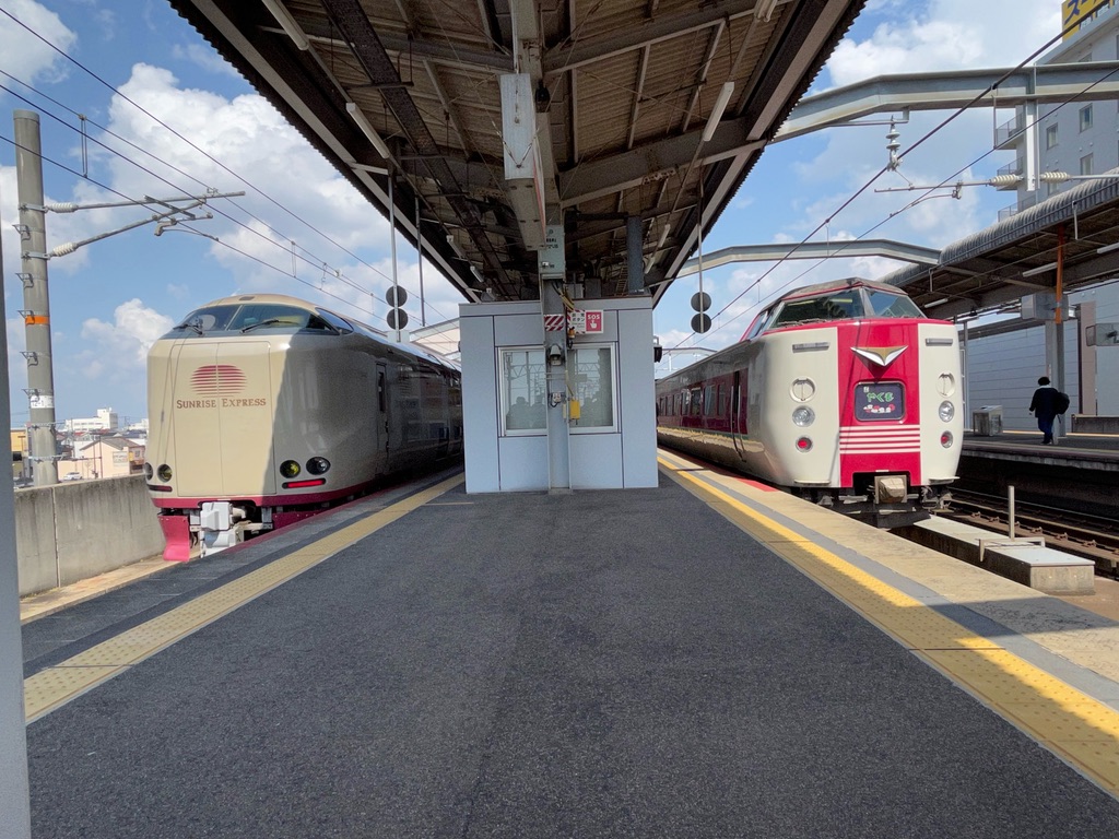 出雲 乗車レポ】昨年比50分早発、普通待避も！サンライズ出雲92号