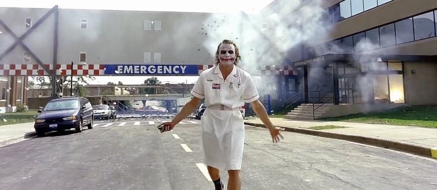 映画『ダークナイト』より