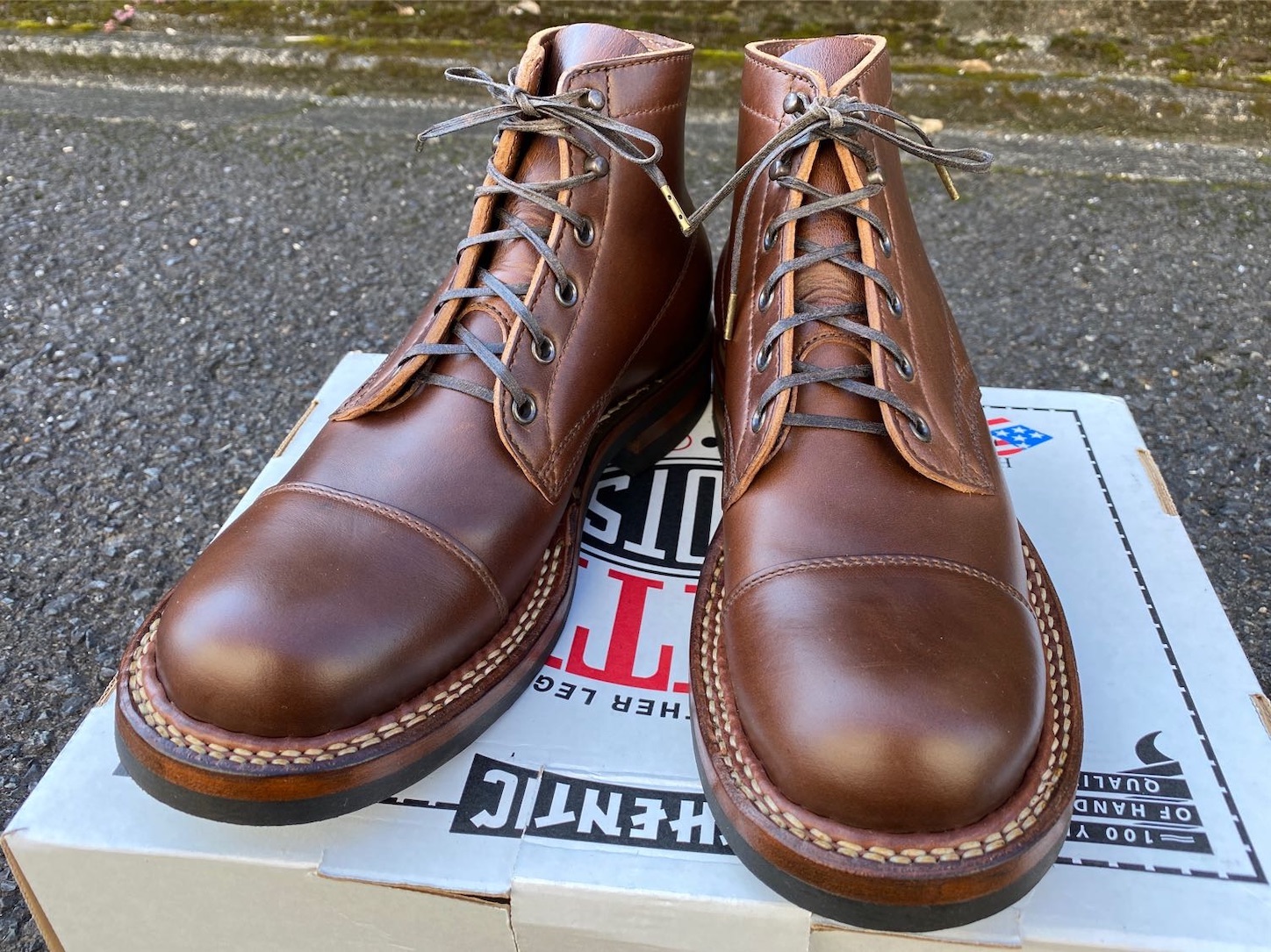 ホワイツ　ホースハイド　セミドレス　8.5E ブラウン　メダリオンキャップトゥ WHITE'S】ホワイツ セミドレス ホースハイド Part2 - FADED BLUE