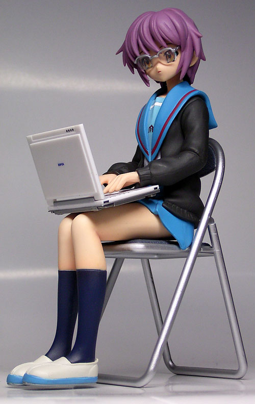 Amazon.co.jp: 涼宮ハルヒの憂鬱 長門有希 制服 立ちバージョン