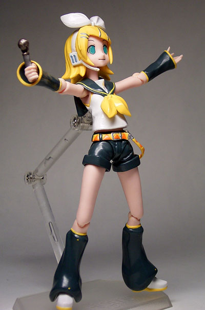 Figma 鏡音リン レビュー - アオイ模型店