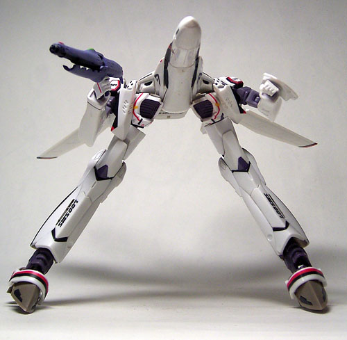 マクロスF VF100's VF-25Fメサイアバルキリー アルト機レビュー