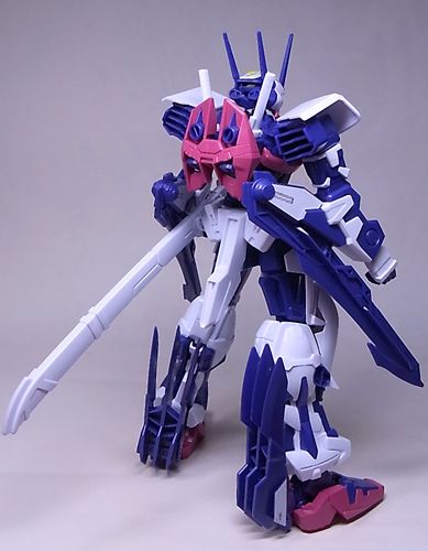 バンダイ 1/100 MBF-P05LMガンダムアストレイミラージュフレーム