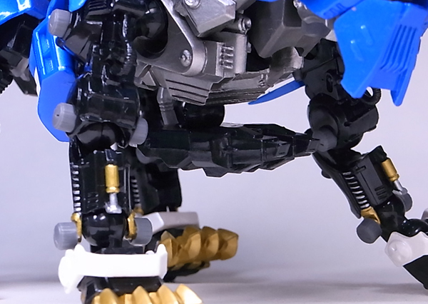 リボルテックヤマグチ No.93 ZOIDS ブレードライガー Amazon.co.jp: リボルテックヤマグチ No.93 ZOIDS ブレード