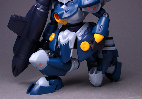 1/1 ダンボール戦機W(ダブル) LBX 026 シーサーペント tf8su2k Amazon.co.jp: 1/1 ダンボール戦機W(ダブル) LBX 026 シー
