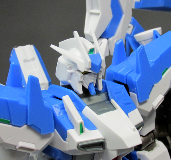 HGBF 1/144 RX-93-ν2V Hi-νガンダムヴレイブ 素組レビュー
