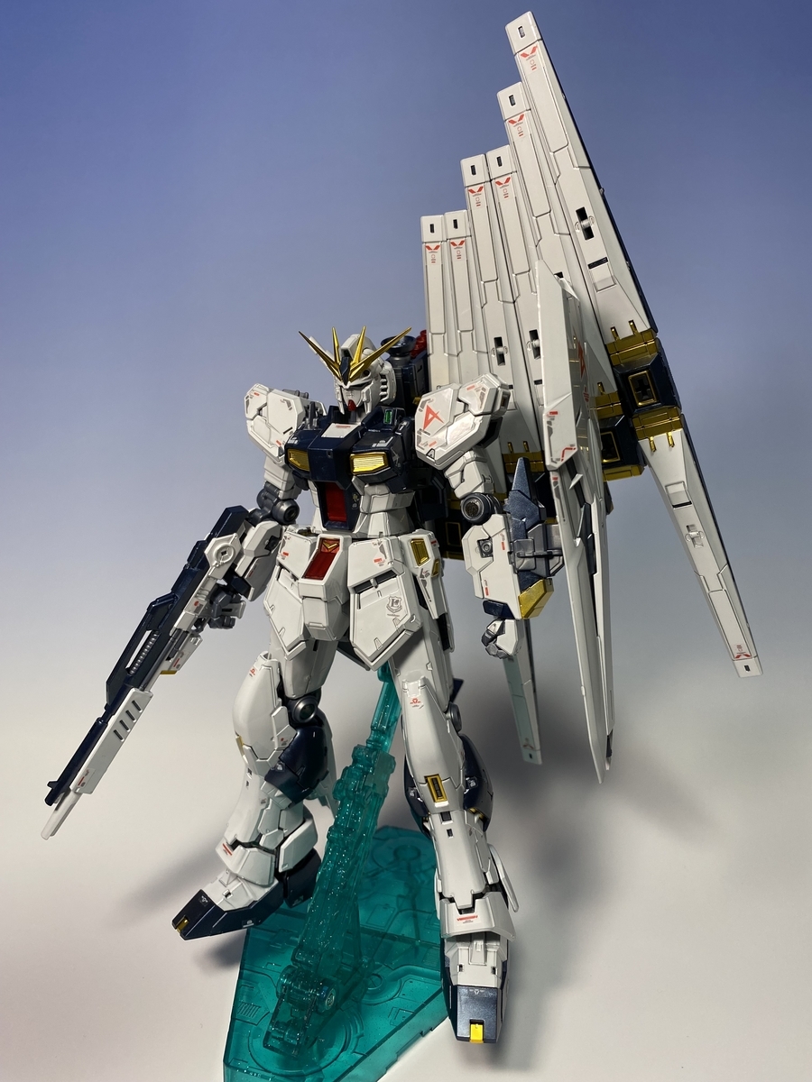 RGニューガンダム チタニウムフィニッシュ RG ガンダムベース限定 νガンダム［チタニウムフィニッシュ