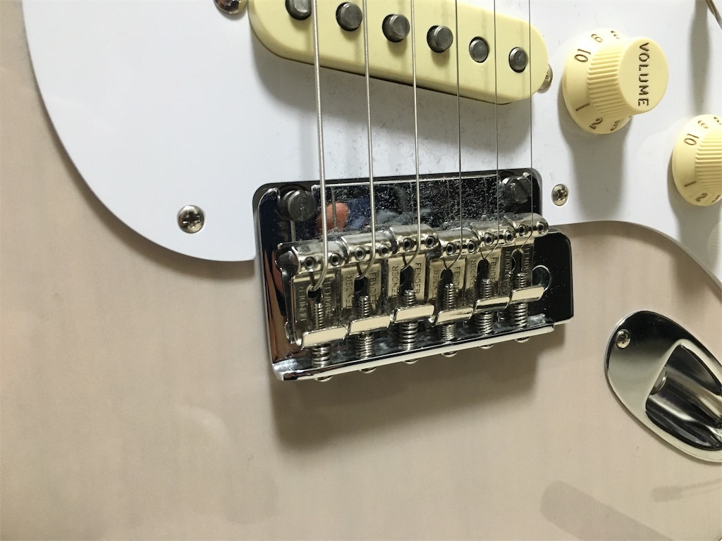 Fender Made In Japan(MIJ) Hybrid 50s stratocaster US blonde - 森の