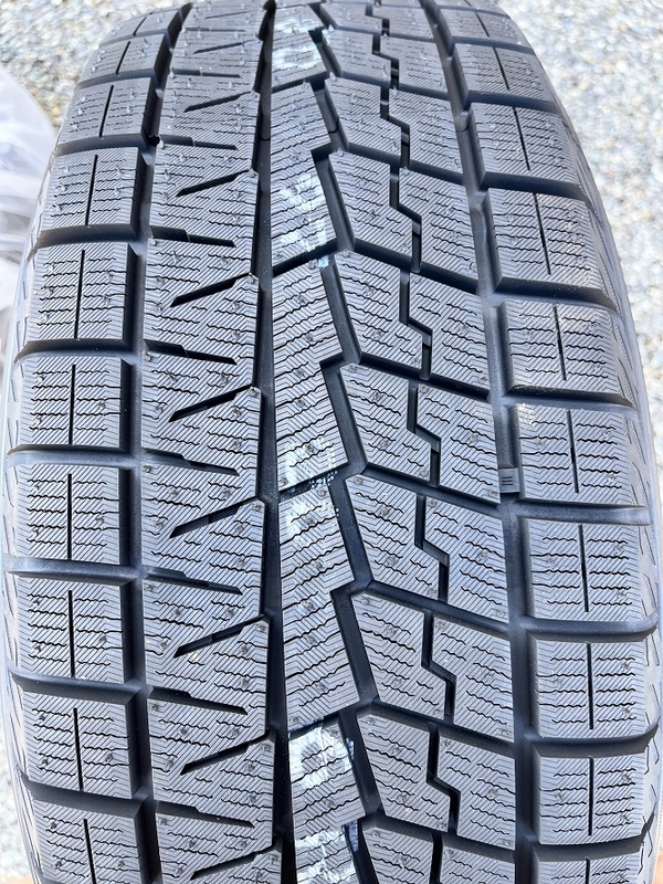 セルシオ30のスタッドレスタイヤ購入費用とメリット - セルシオライフ