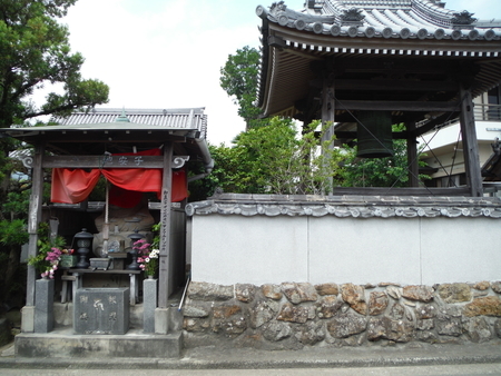 f:id:uchikoyoga:20190722163602j:plain f:id:uchikoyoga:20190722163602j:plain