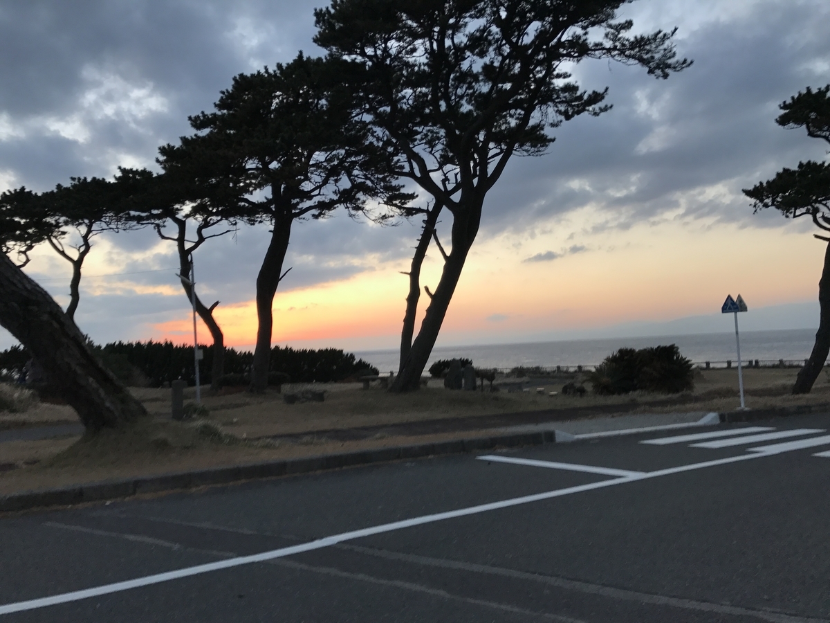 f:id:uchisobako:20191010220010j:plain f:id:uchisobako:20191010220010j:plain
