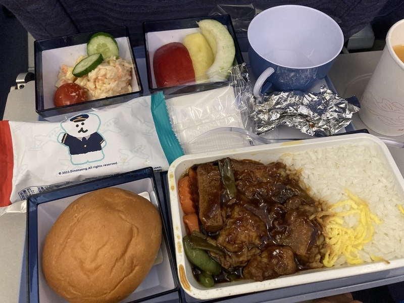 一時帰国】3航空会社の機内食を堪能 - うちやまる日記～アメリカ