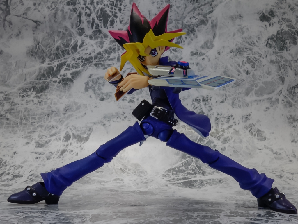 遊戯王　リボルテック　武藤遊戯　ブラックマジシャン　フィギュア Vulcanlog 武藤遊戯＆ブラック・マジシャン レビュー - リ