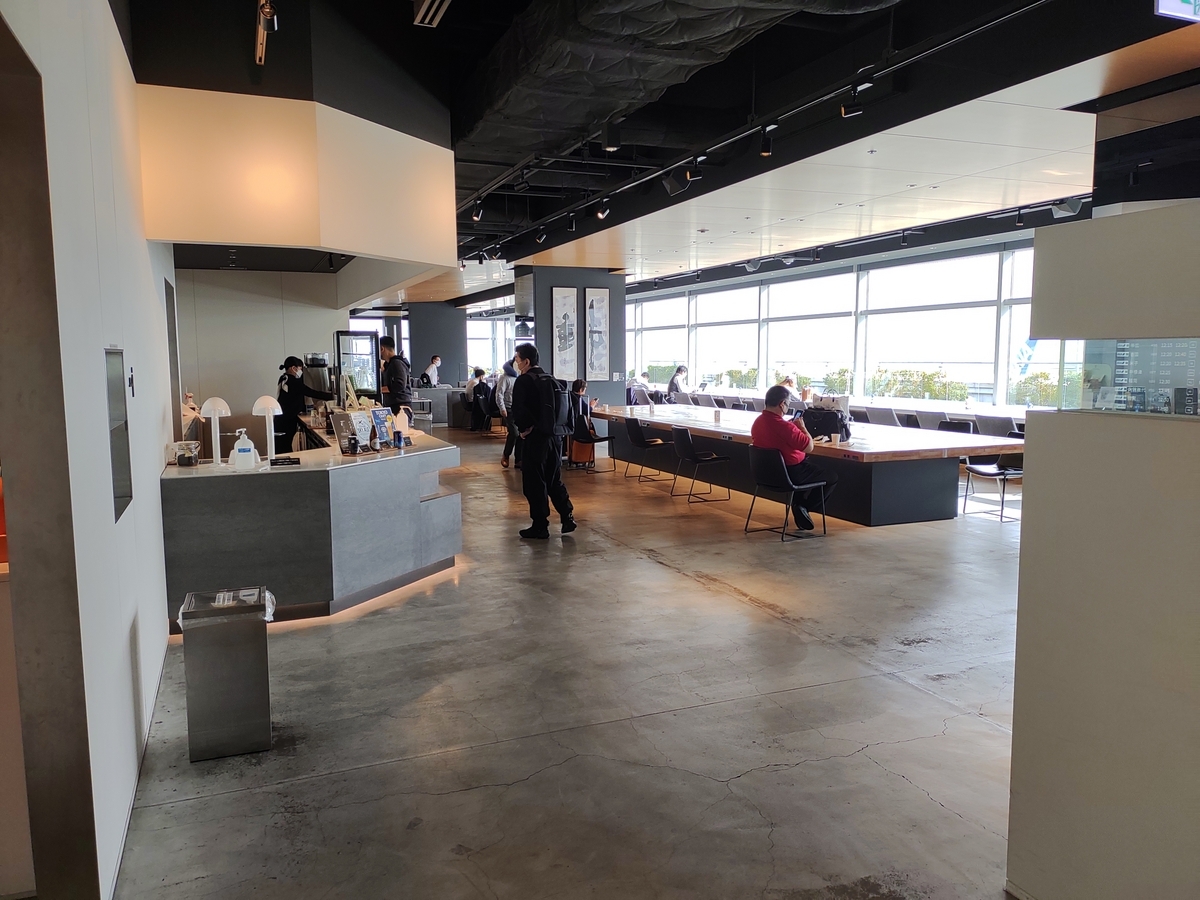 POWER LOUNGE NORTH