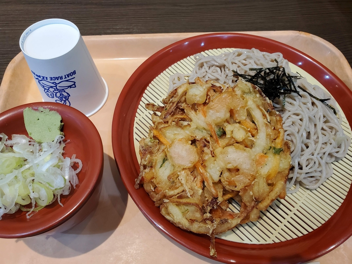 かき揚げ天ざるそば（600円）