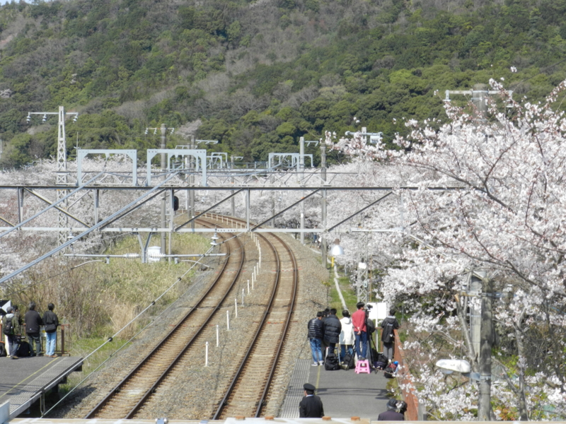 f:id:ugomemo-kyuuya:20130623124922j:plain