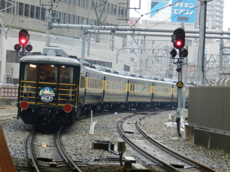 f:id:ugomemo-kyuuya:20140326200144j:plain f:id:ugomemo-kyuuya:20140326200144j:plain