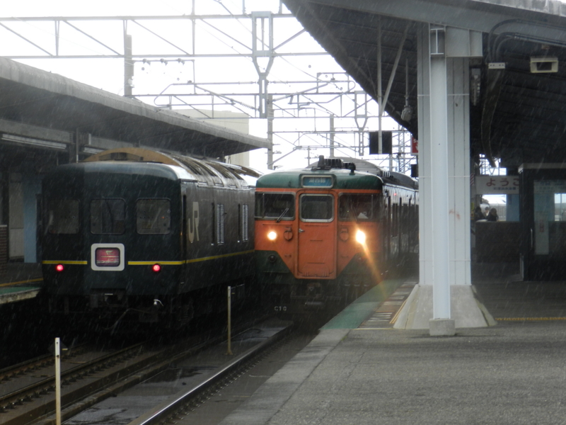 f:id:ugomemo-kyuuya:20140326200155j:plain f:id:ugomemo-kyuuya:20140326200155j:plain
