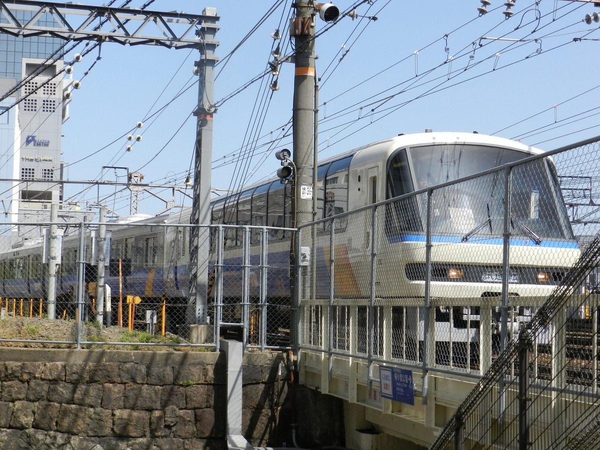 f:id:ugomemo-kyuuya:20200207183432j:plain f:id:ugomemo-kyuuya:20200207183432j:plain